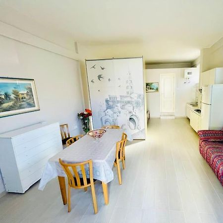 Il Ciclamino Apartment มาเตรา ภายนอก รูปภาพ